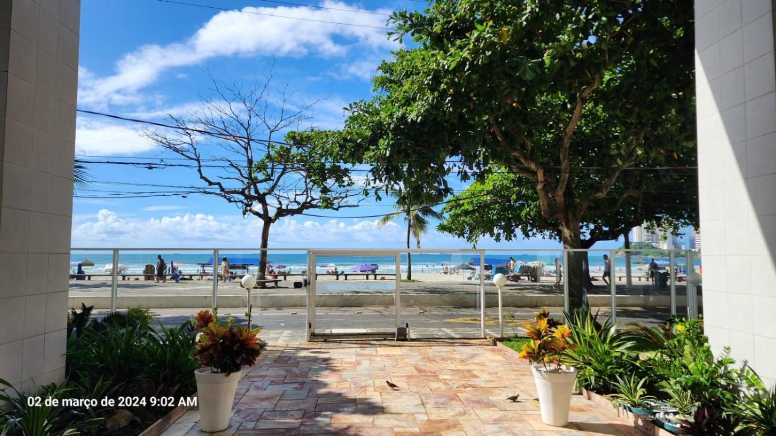 Apartamento Pe Na Areia Guaruja 3 Quartos 3 Banheiros Sala Cozinha Equipada Apartment