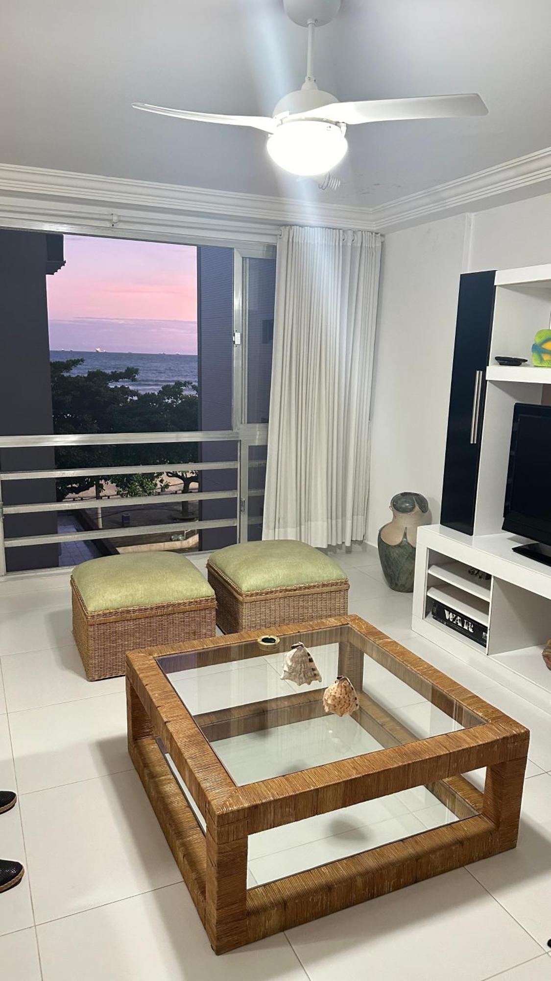Apartamento Pe Na Areia Guaruja 3 Quartos 3 Banheiros Sala Cozinha Equipada Guaruja